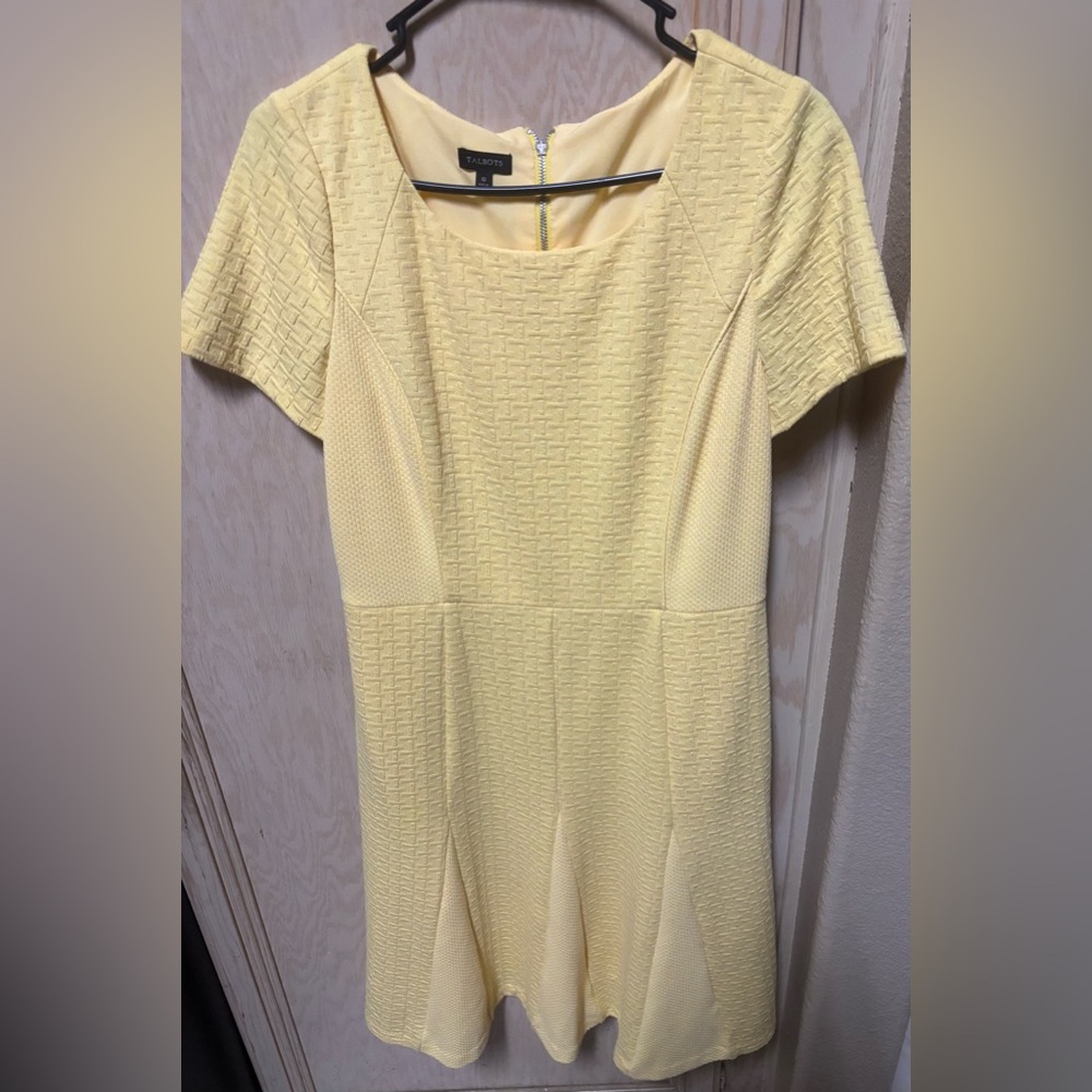 Talbots Fit & Flare Dress‎ Size 10 Short Sleeve Butter Yellow Knee Length